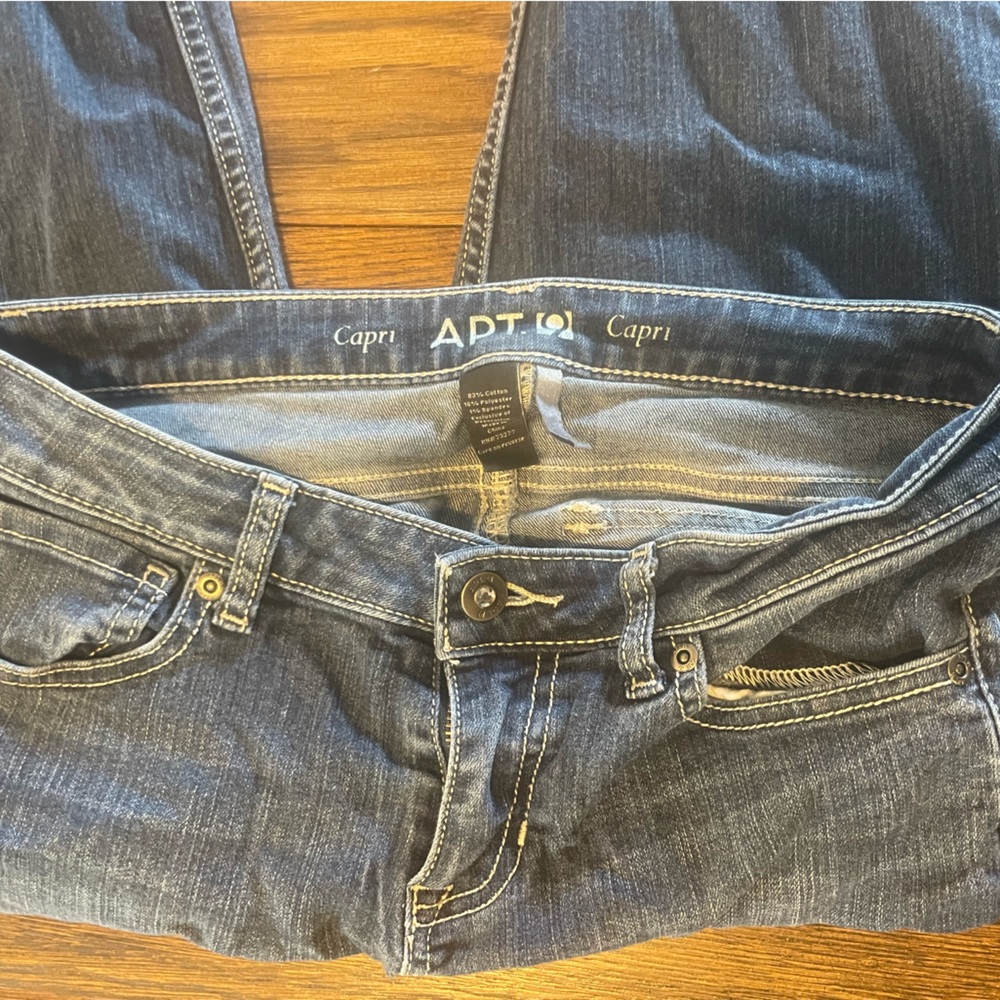 Apt. 9 Capris - image 5